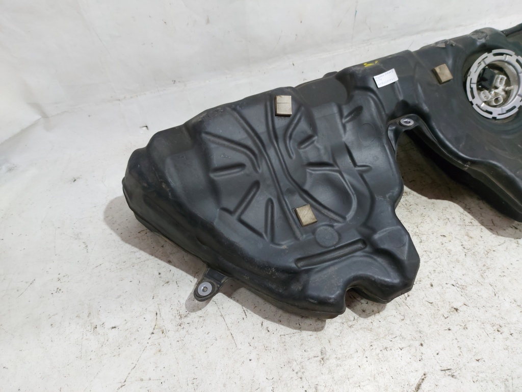 5 series Бензобак BMW 5 series 2010-2019 16117268031 BMW 5 series 2 5 series Бензобак BMW 5 series 2010-2019 16117268031 BMW 5 series 2