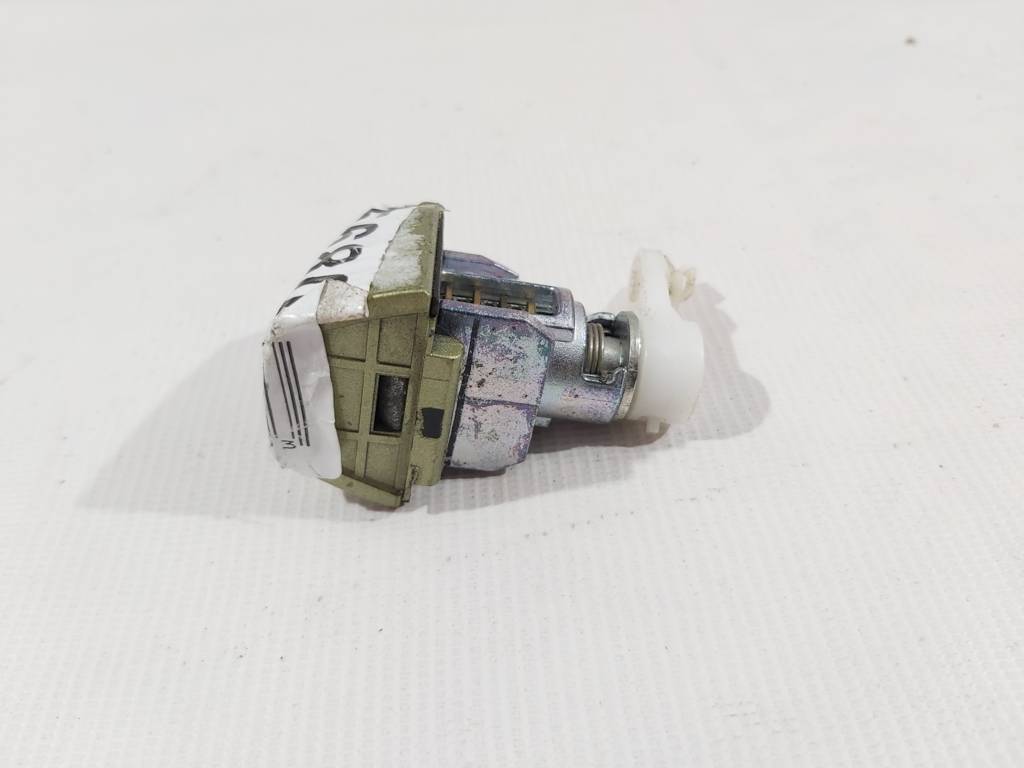 Soul. Накладка вставки замка двері передньої лівої Kia Soul 2009-2014 826522K520 Kia Soul Soul. Накладка вставки замка двері передньої лівої Kia Soul 2009-2014 826522K520 Kia Soul