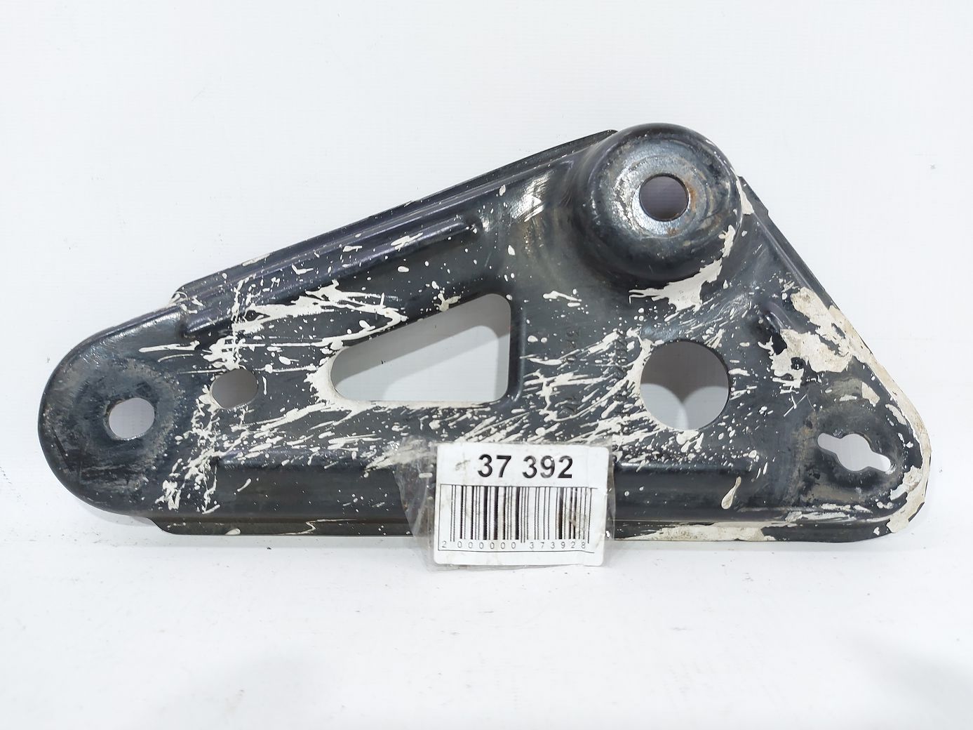 Malibu. Кронштейн переднього підрамника задній правий Chevrolet Malibu 2016-2021 22982756 Chevrolet Malibu