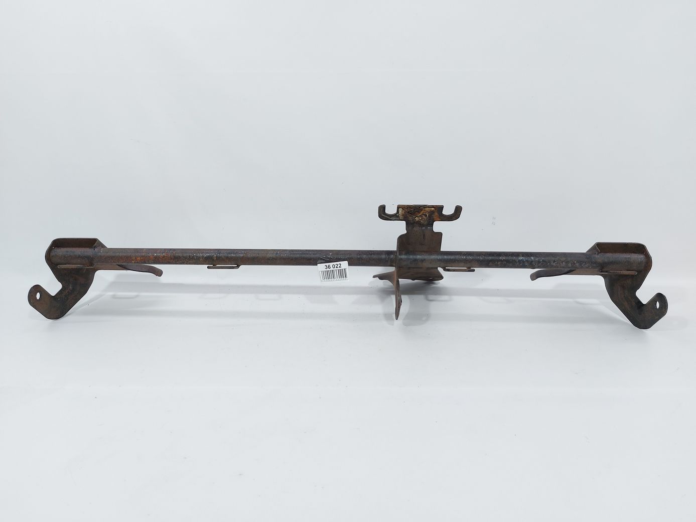 Dart Крепление сидений задних (балка) Dodge Dart 2014-2016 68089461AB Dodge Dart 4