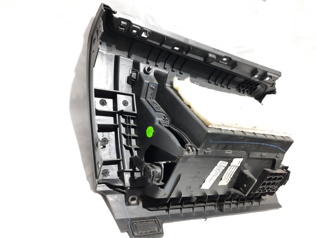 Passat s Бардачок Volkswagen Passat S 2012-2015 561857114C82V Volkswagen Passat S 21