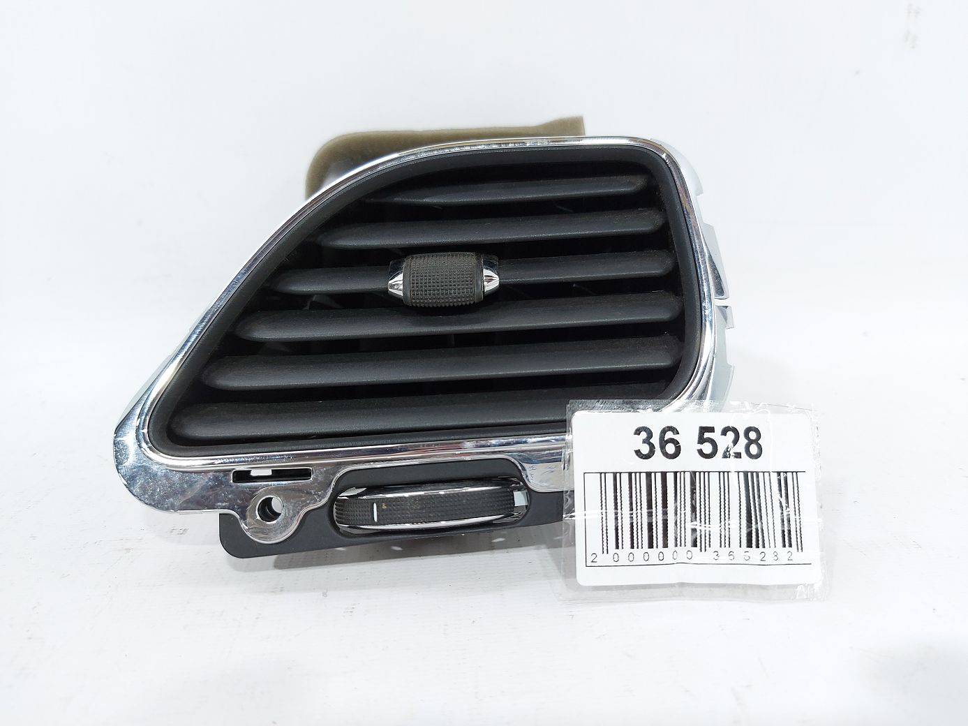 Journey. Решітка повітроводу торпеди права Dodge Journey 2011-2020 1QN11DX9AC Dodge Journey Journey. Решітка повітроводу торпеди права Dodge Journey 2011-2020 1QN11DX9AC Dodge Journey