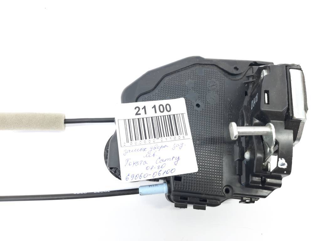 Camry Замок двері задньої лівої Toyota Camry 2007-2020 6906006100 Toyota Camry 6