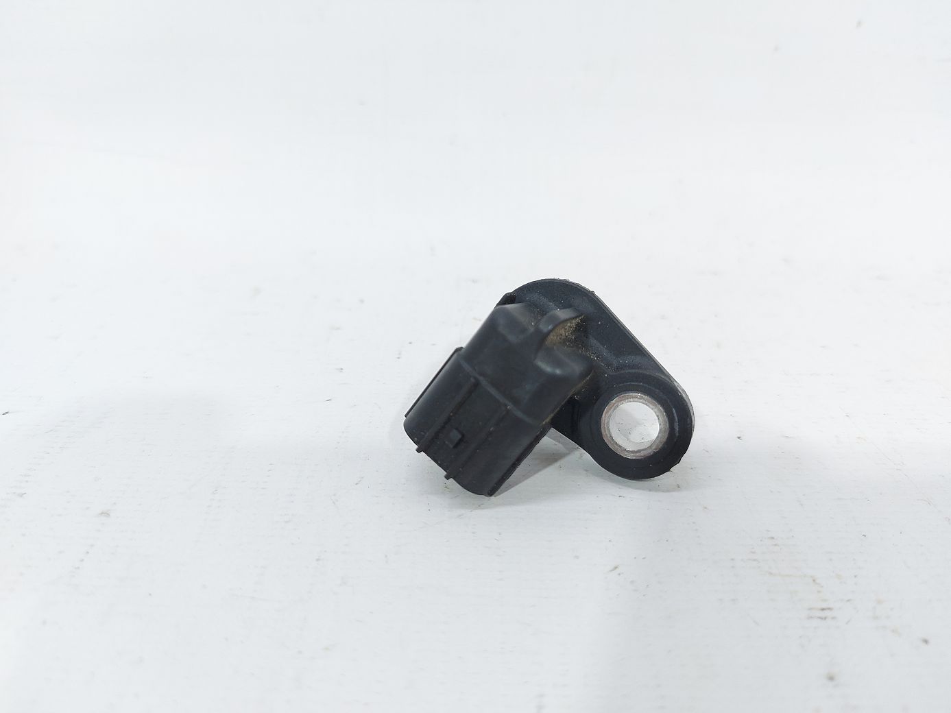 6 Датчик положення колінвалу Mazda 6 2014-2020 PE0118221 Mazda 6 2