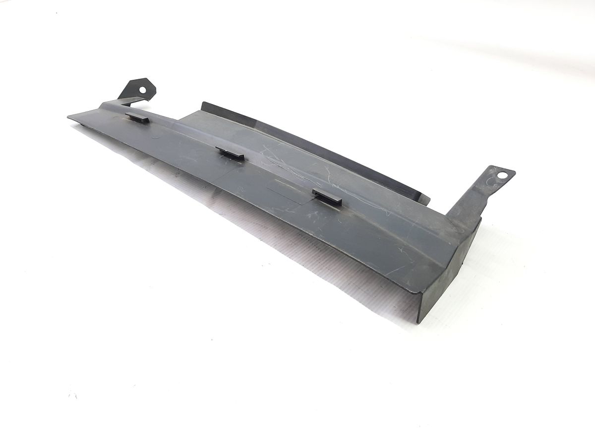 Ats Накладка под лобовое стекло (наружное) Cadillac ATS 2013-2019 22893531 Cadillac ATS 4