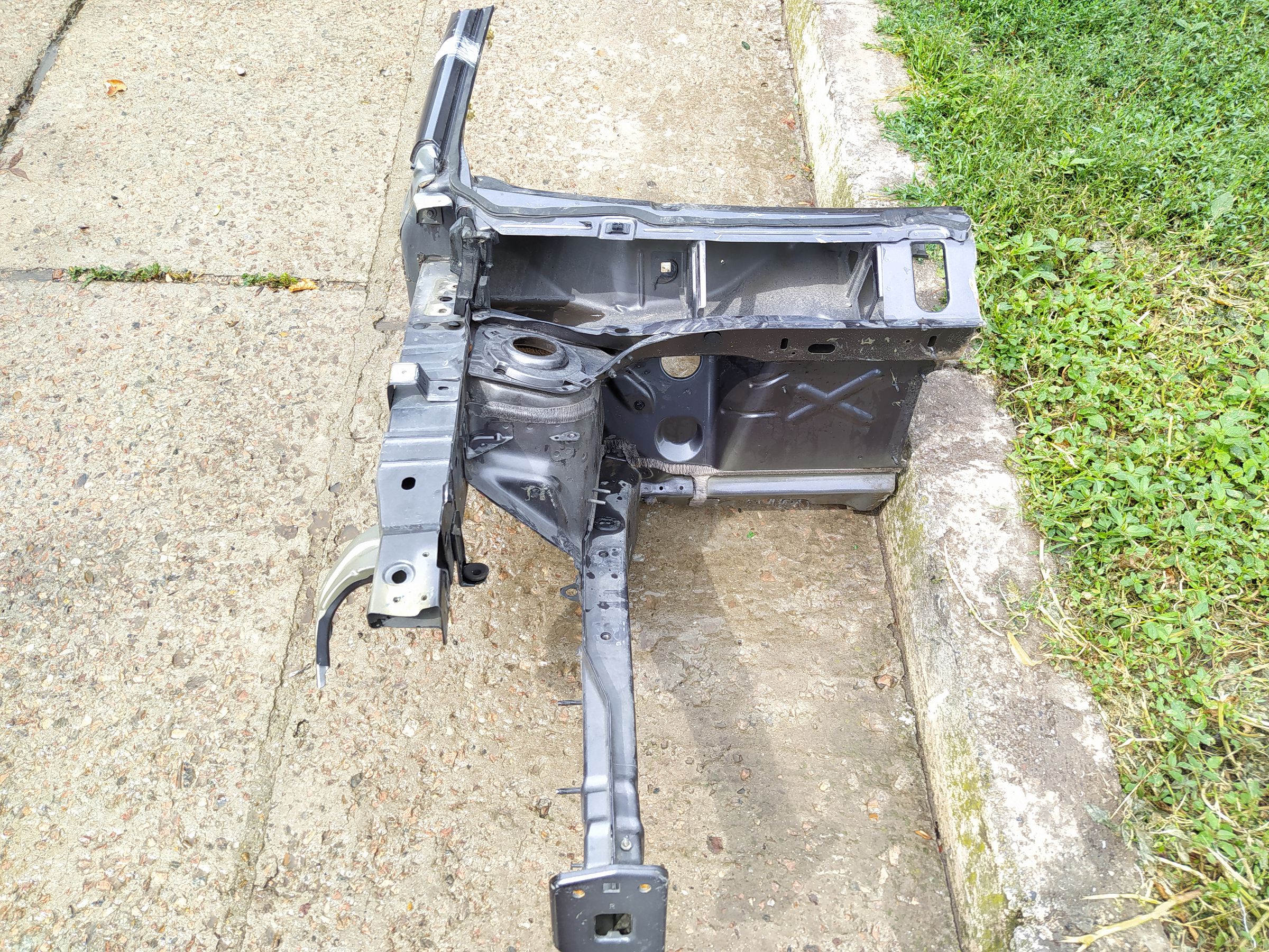 200 limited Четверть передняя правая Chrysler 200 Limited 2015-2017 68267070AB Chrysler 200 Limited 5