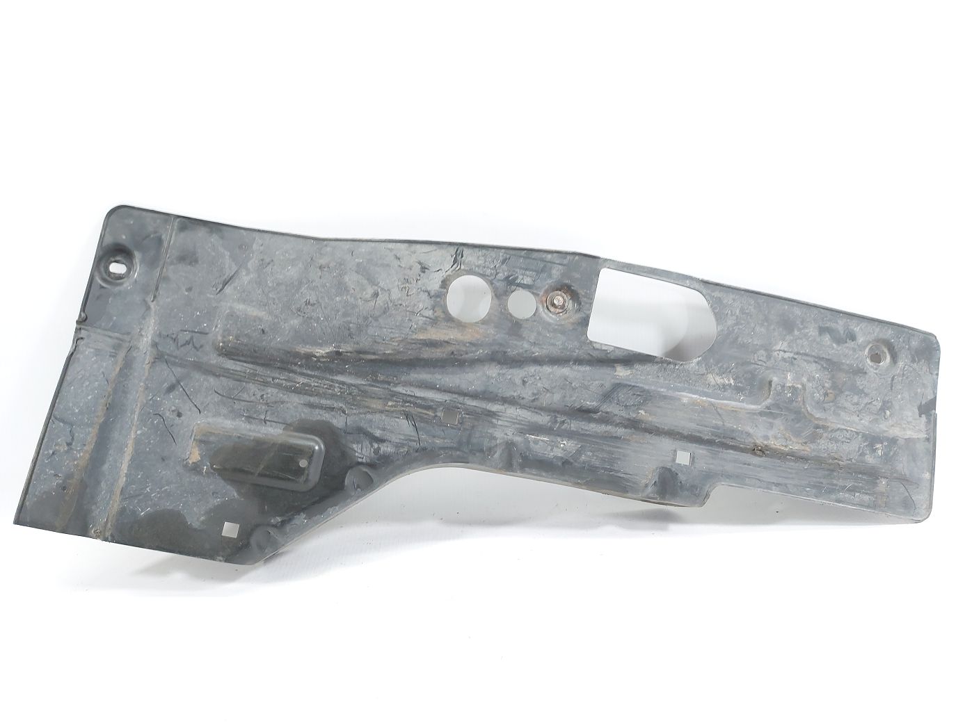 Regal Защита двигателя задняя правая Buick Regal 2014-2017 22998751 Buick Regal 2