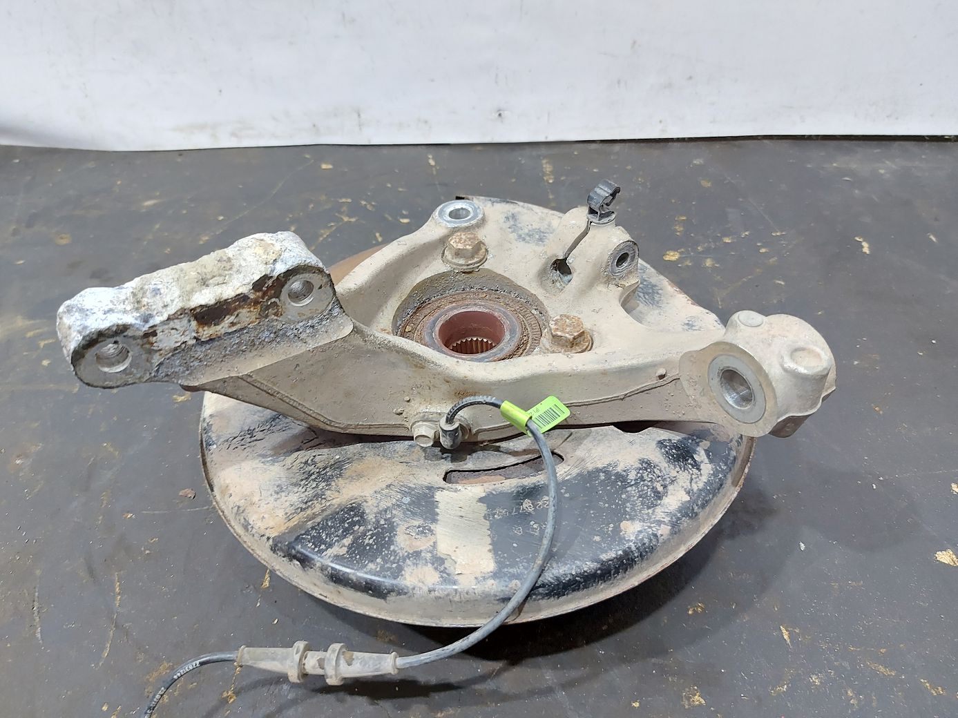 Malibu Поворотний кулак передній лівий у зборі Chevrolet Malibu 2013-2015 13219080 Chevrolet Malibu 3