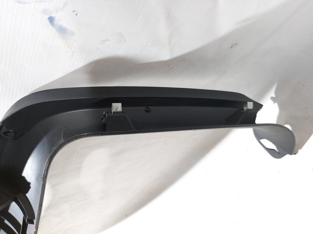 Golf Накладка кришки багажника верхня Volkswagen 2010-2014 5K686760382V Volkswagen Golf 4