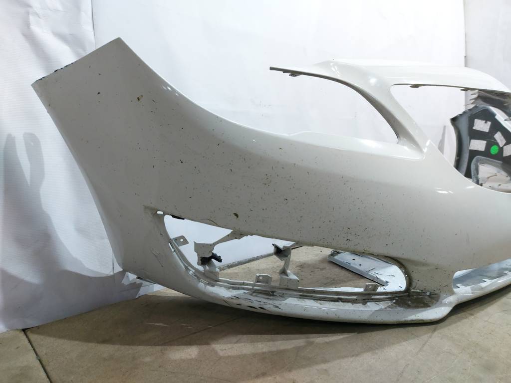 Regal Бампер передний Buick Regal 2014-2017 22938366 Buick Regal 7