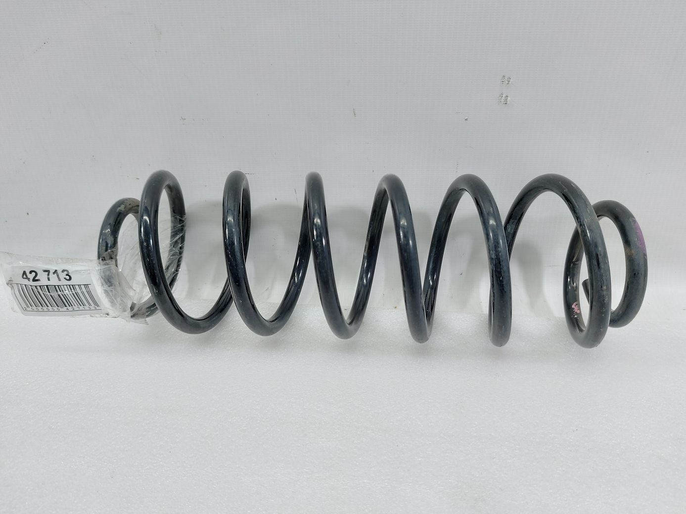 Fiesta. Пружина амортизатора заднего левая/правая Ford Fiesta 2014-2019 C1BZ5560B Ford Fiesta