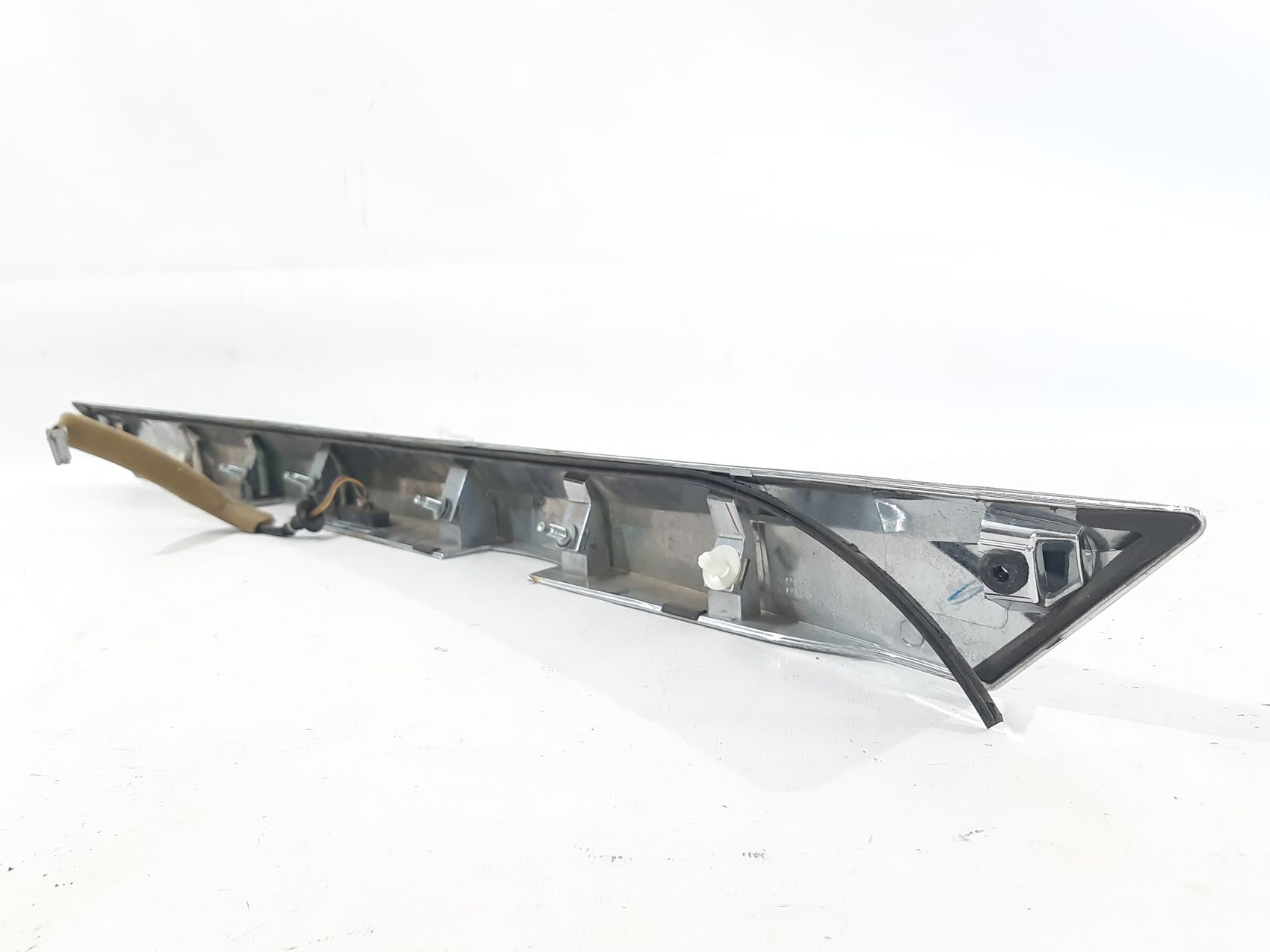 Altima Молдинг кришки багажника (без камери) Nissan Altima 2013-2014 848103TA2A Nissan Altima 7 Altima Молдинг кришки багажника (без камери) Nissan Altima 2013-2014 848103TA2A Nissan Altima 7