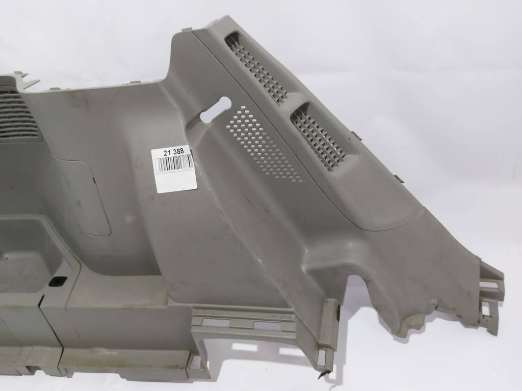 Insight Обшивка багажного відділення Honda Insight 2010-2011 84651TM8A01ZA Honda Insight 11