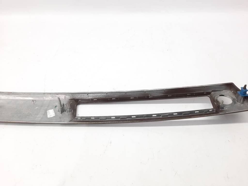 328i xdrive Накладка торпеди декоративна права BMW 328i xDrive 2009-2013 51459171173 BMW 328i xDrive 6