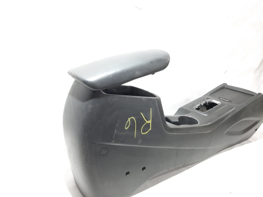 Forte Консоль центральна Kia Forte 2014-2018 84611A7000WK Kia Forte 4 Forte Консоль центральна Kia Forte 2014-2018 84611A7000WK Kia Forte 4