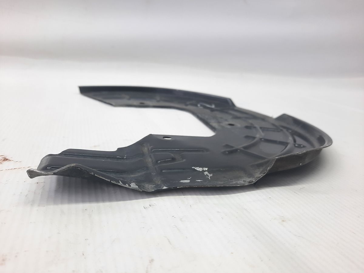 Dart Пыльник тормозного диска переднего правого Dodge Dart 2013-2016 68225028AA Dodge Dart 8