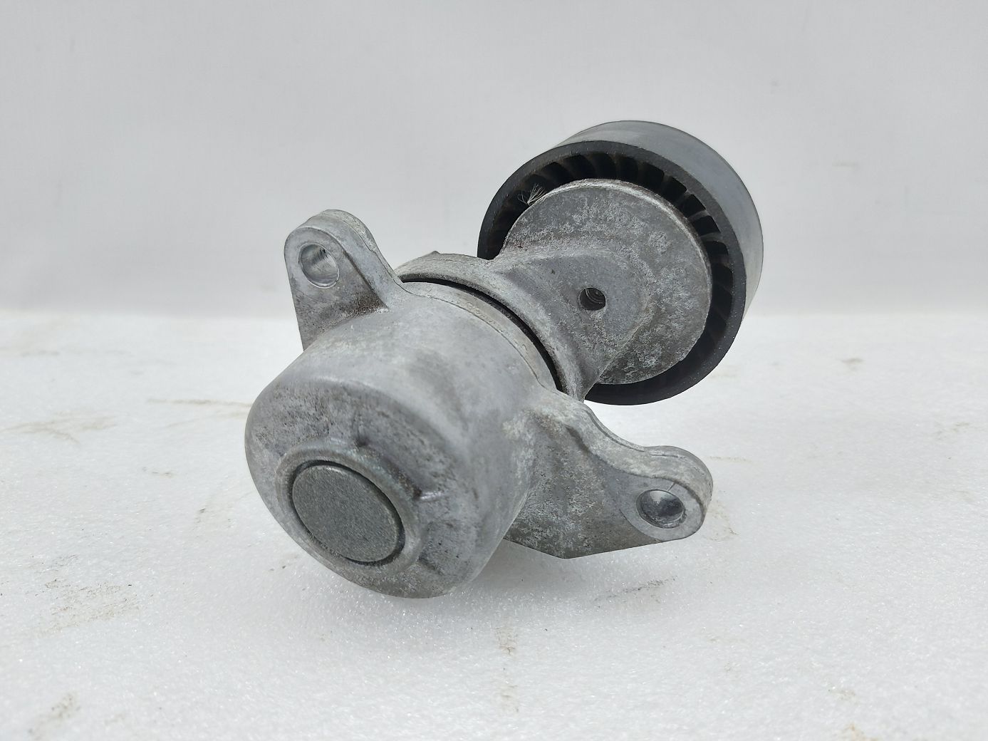 Altima Ролик натяжний ременя генератора Nissan Altima 2013-2018 119553TA9D Nissan Altima 2