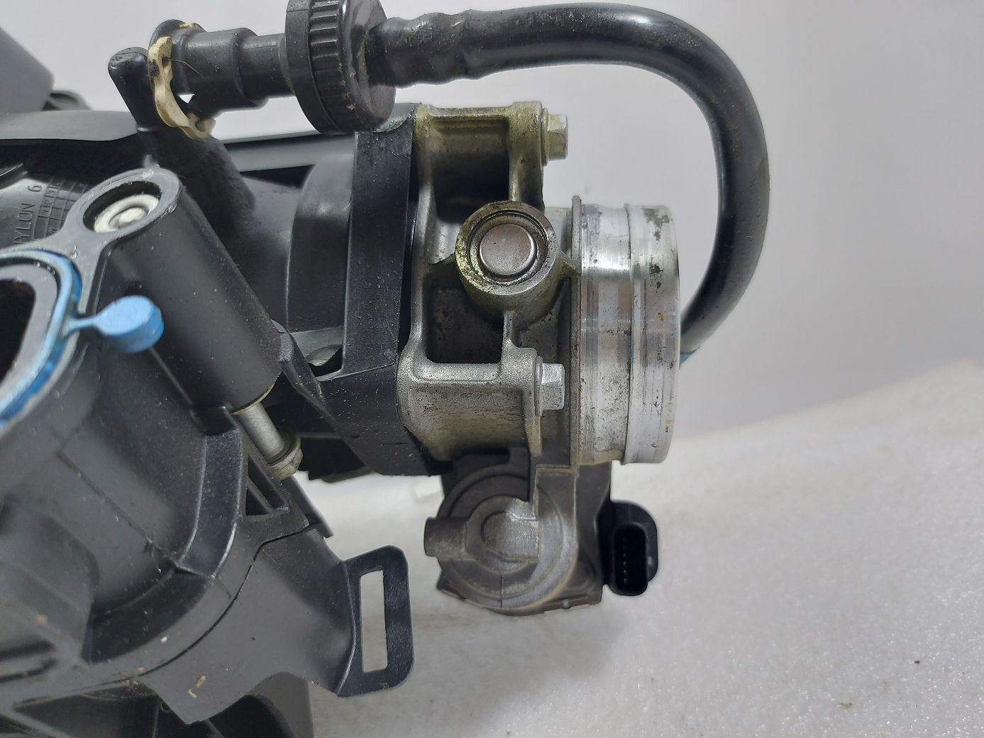 Ats Впускний колектор з дросельною заслінкою Cadillac ATS 2013-2019 12631023 Cadillac ATS 3