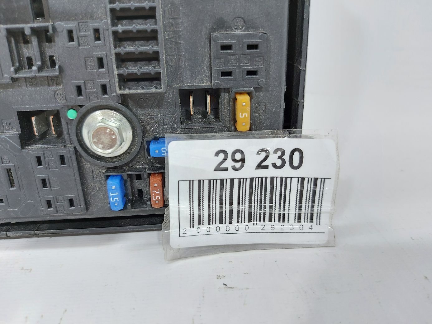 Volt Блок предохранителей моторного отсека Chevrolet Volt 2014-2015 22870069 Chevrolet Volt 5