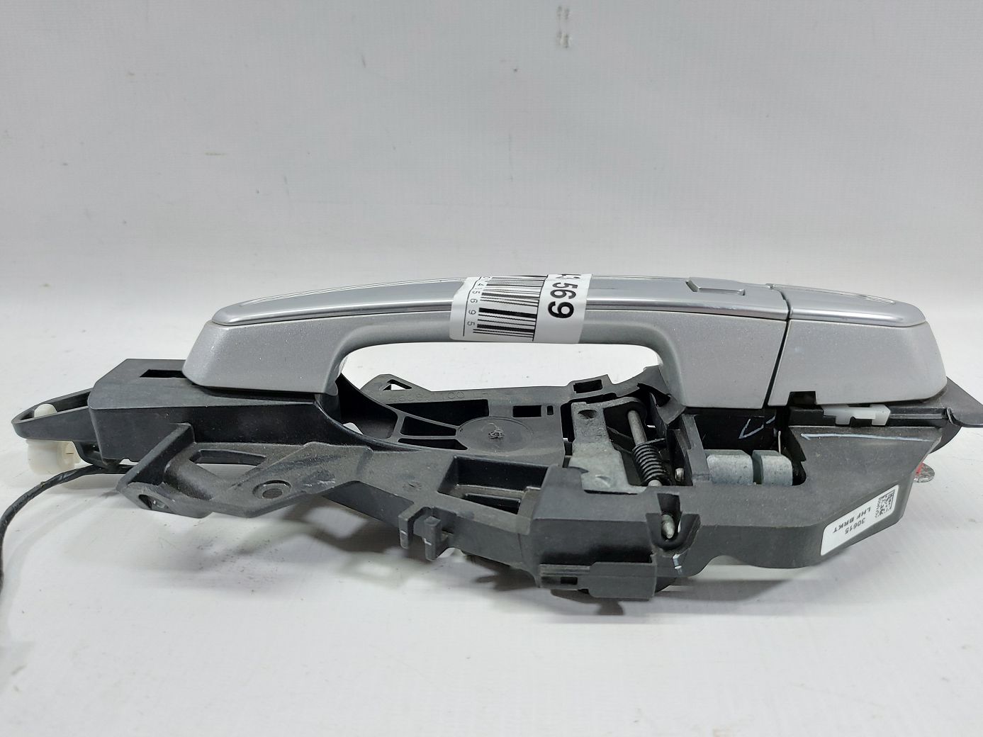 Ats Ручка дверей передньої лівої зовнішня з безключовим доступом (сіра) Cadillac ATS 2013-2014 13592156 Cadillac ATS 3