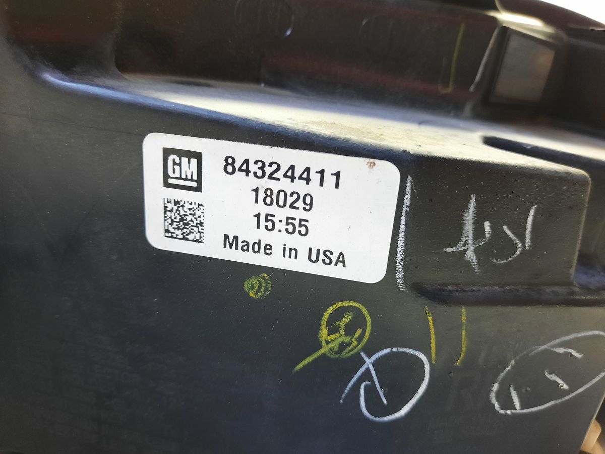 Malibu Фара передня права Chevrolet Malibu 2016-2018 84653388 Chevrolet Malibu 16