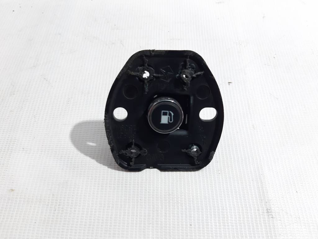 Cherokee. Кнопка открывания лючка бензобака Jeep Cherokee 2013-2016 2432867 Jeep Cherokee