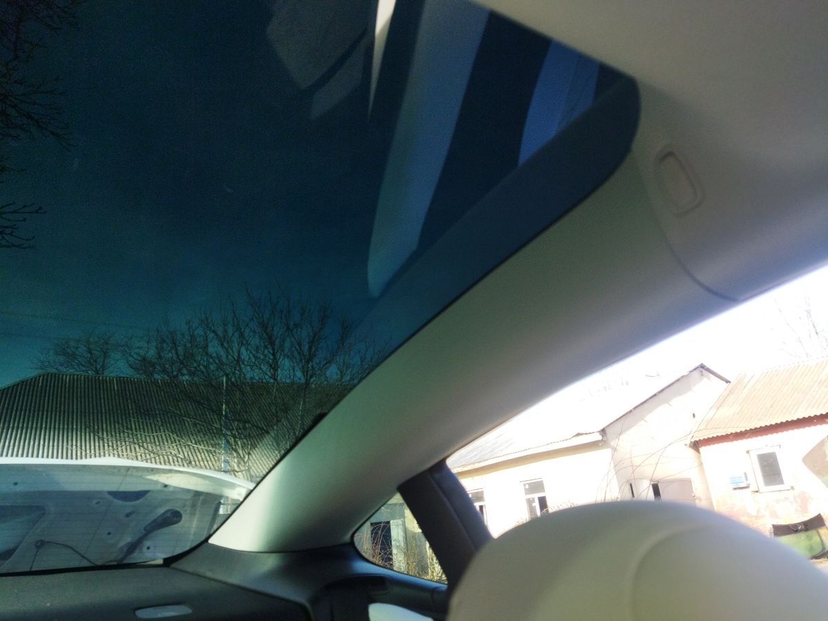 Model 3. Накладка стойки задней верхней левая Tesla Model 3 2020-2024 108626501M Tesla Model 3