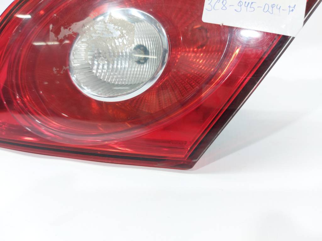 Passat cc Фонарь крышки багажника правый Volkswagen Passat CC 2009-2012 3C8945094F Volkswagen Passat CC 3
