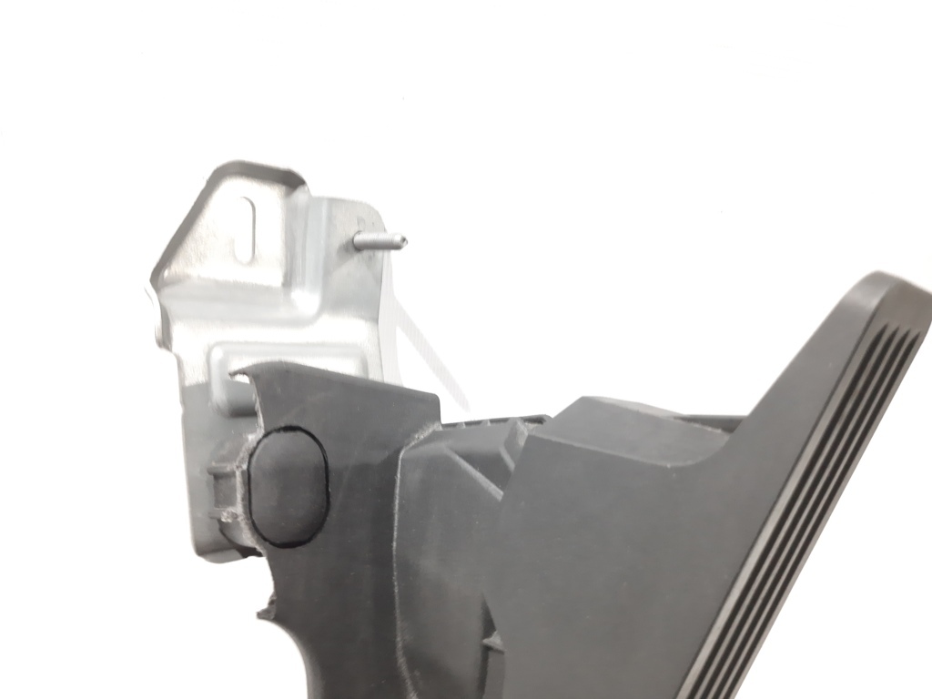3 Педаль газа Mazda 3 2015-2020 BHN2V9091A Mazda 3 4