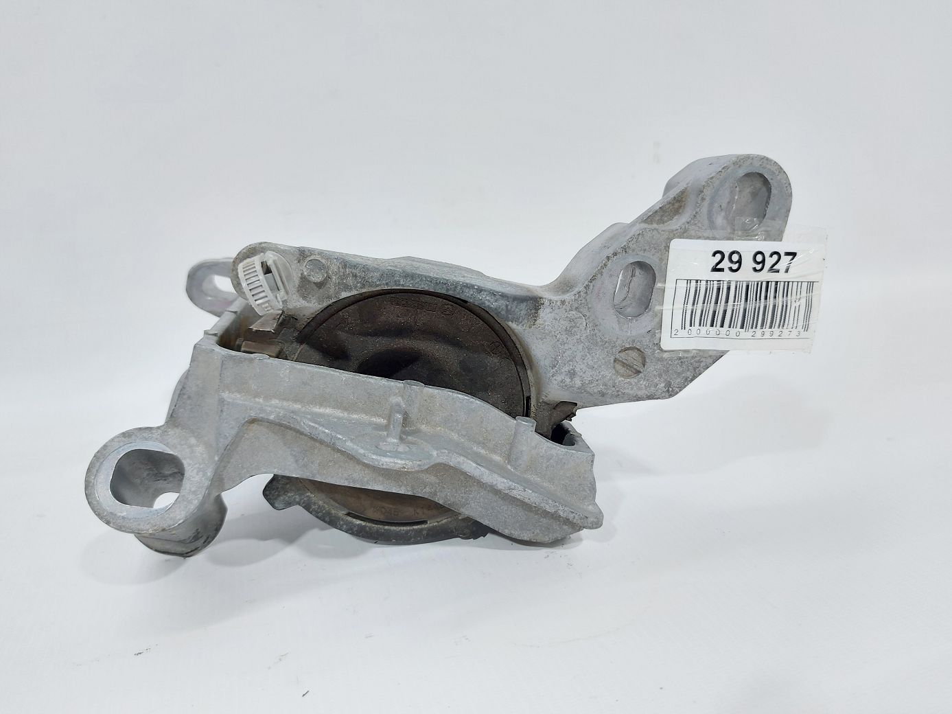 3. Подушка двигателя Mazda 3 2014-2018 GHR939060A Mazda 3