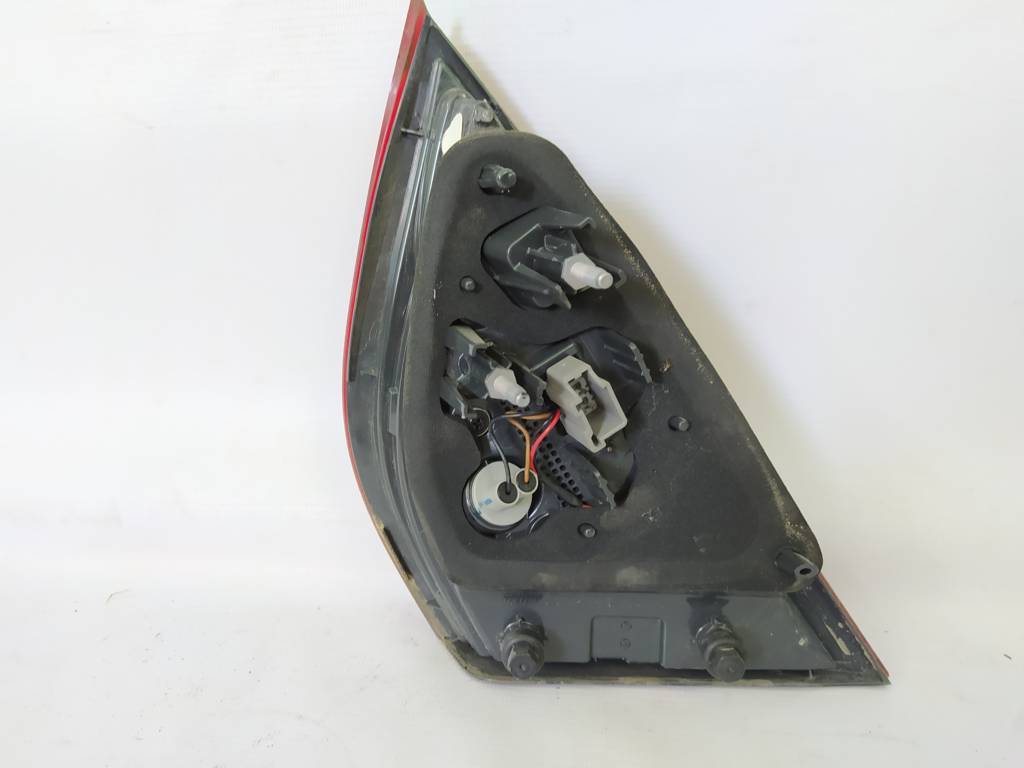 200 Фонарь крышки багажника левый Chrysler 200 2015-2017 68110363AB Chrysler 200 7