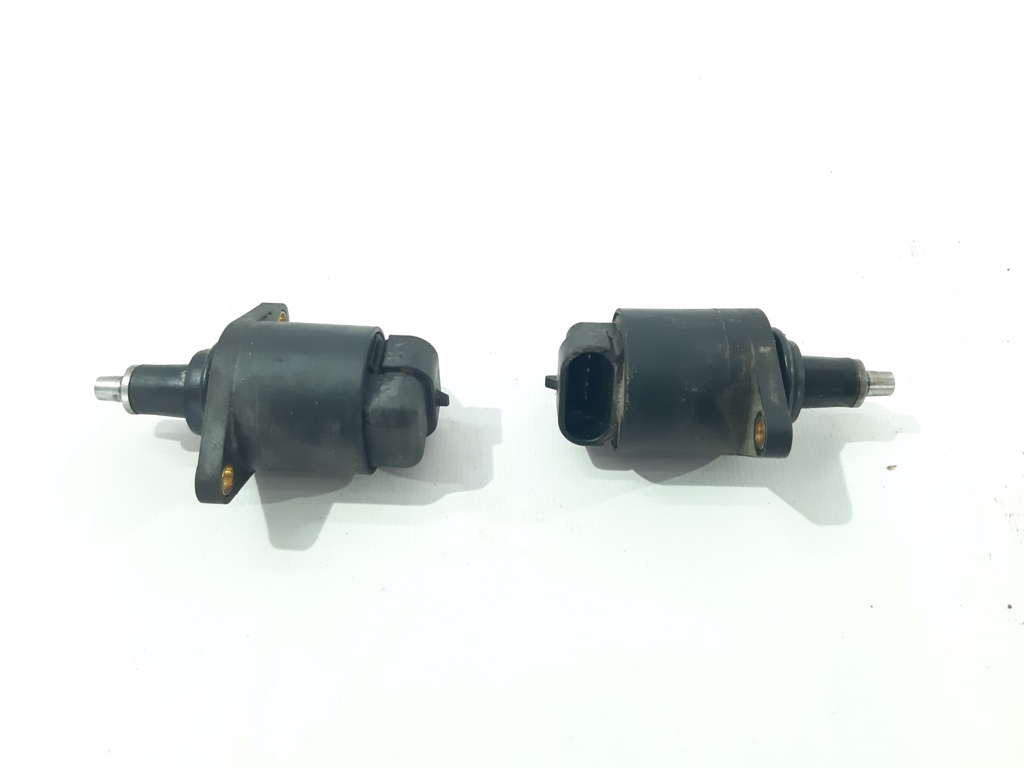 R 1200 r. Клапан холостого хода BMW R1200 R 2011-2014 13547714408 BMW R1200 R