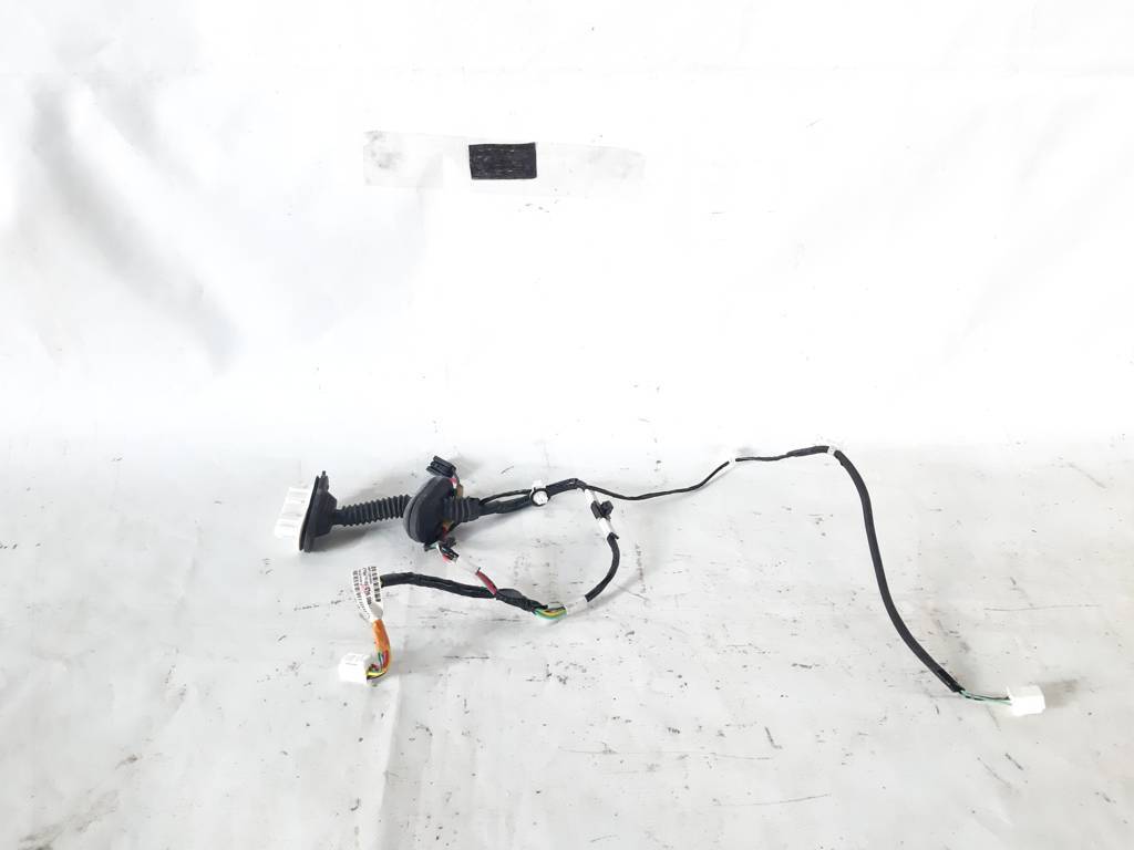 Camry Проводка дверей задньої лівої Toyota Camry 2007-2011 8215406320 Toyota Camry 2