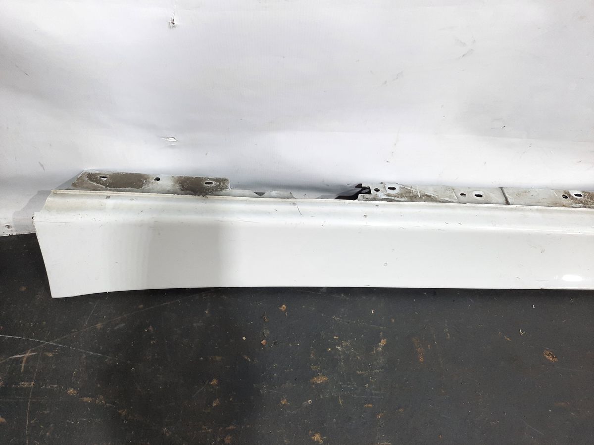 328i xdrive Поріг лівий (пластик) BMW 328i xDrive 2013-2016 51777312751 BMW 328i xDrive 2