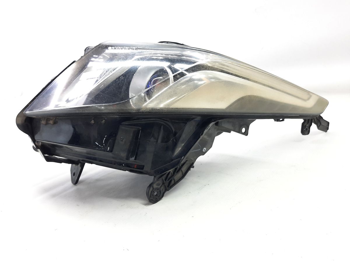 Ats Фара передняя правая Cadillac ATS 2013-2019 23236366 Cadillac ATS 4