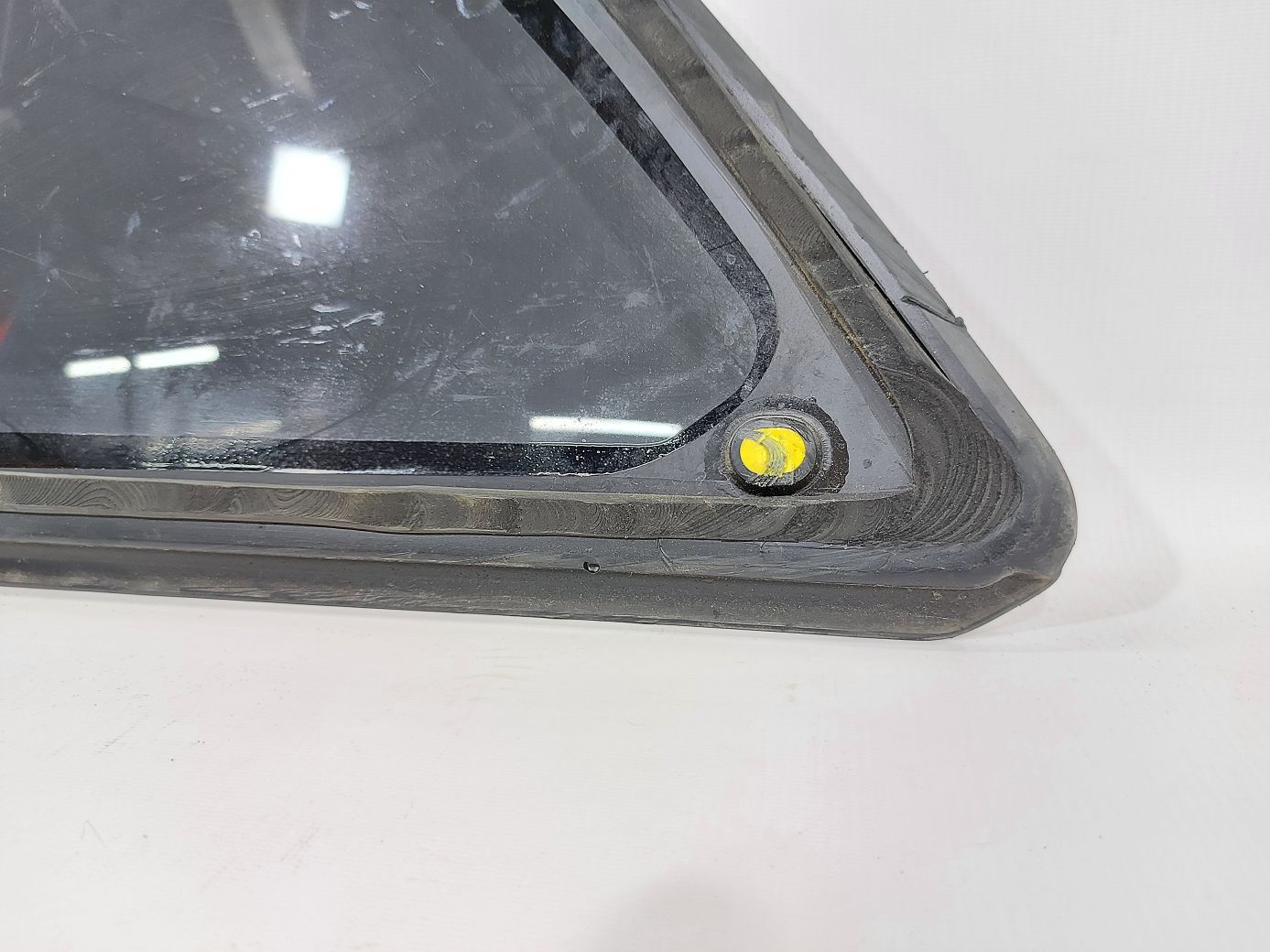 Journey Квапка чверті задньої права Dodge Journey 2009-2019 5178050AG Dodge Journey 4