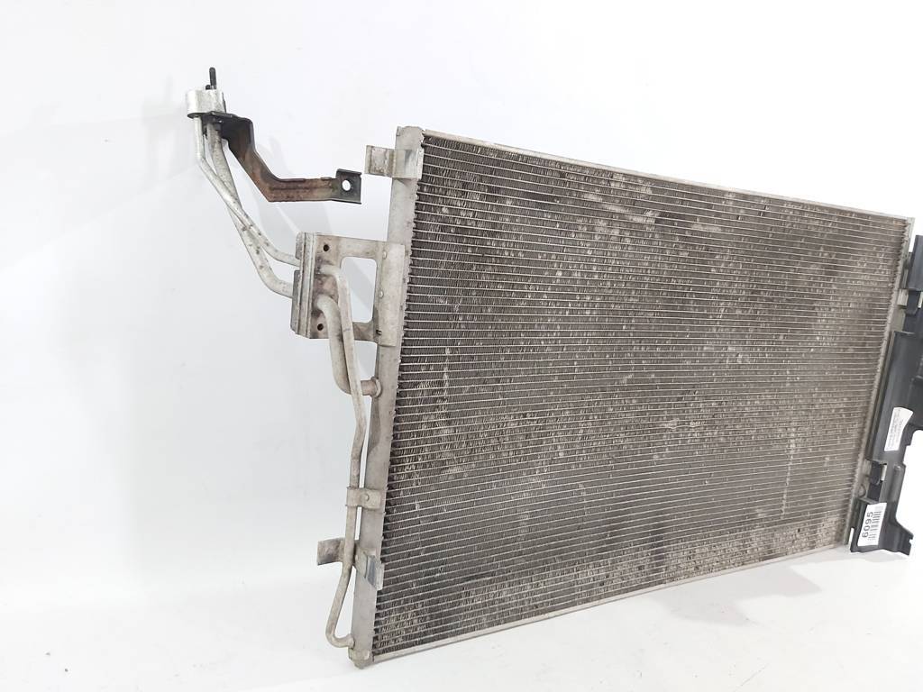 Santa fe Радіатор кондиціонера Hyundai Santa Fe 2011-2015 976061U100 Hyundai Santa Fe 2 Santa fe Радіатор кондиціонера Hyundai Santa Fe 2011-2015 976061U100 Hyundai Santa Fe 2