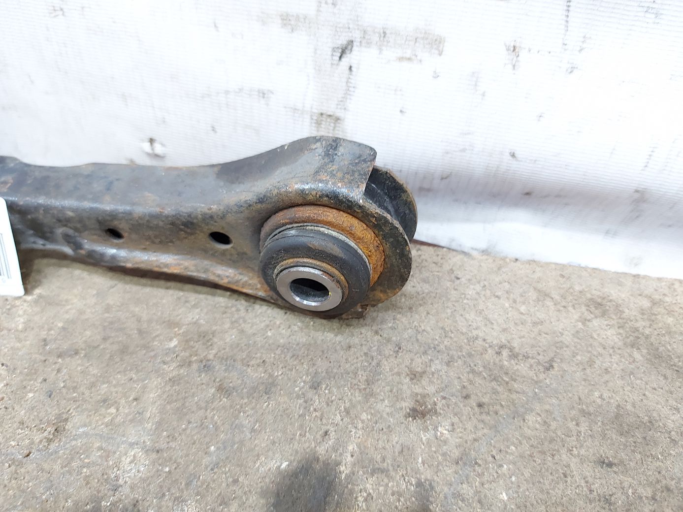 Ats Важіль центральний лівий/правий поперечний Cadillac ATS 2013-2019 23105024 Cadillac ATS 12