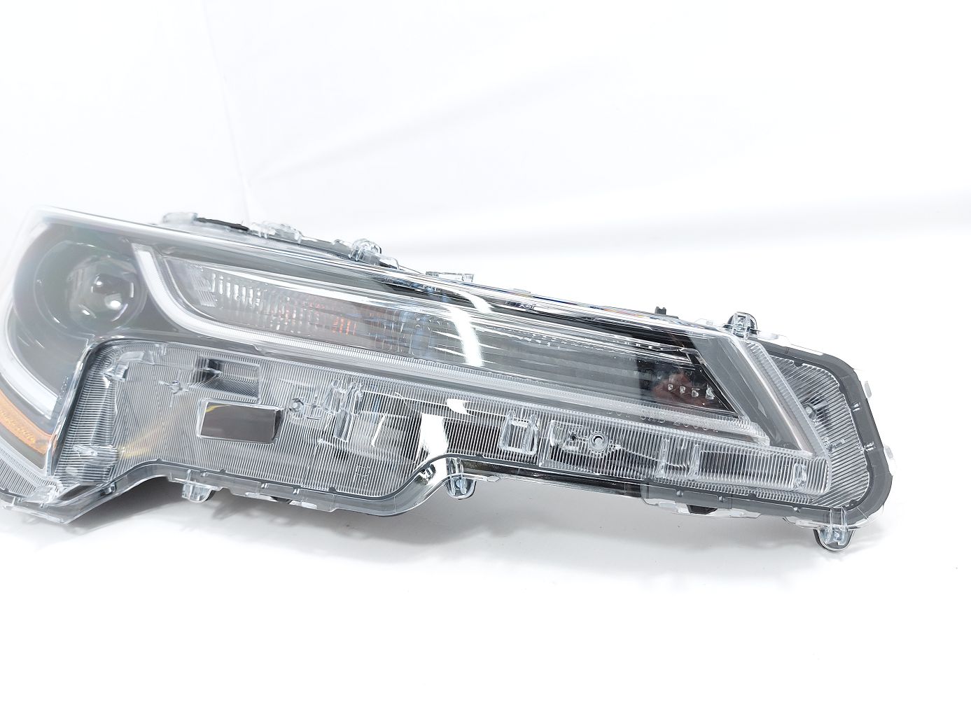 Фары головного света Фара передняя правая (LE) Toyota Corolla 2019-2021 8111002S30 Toyota Corolla 5