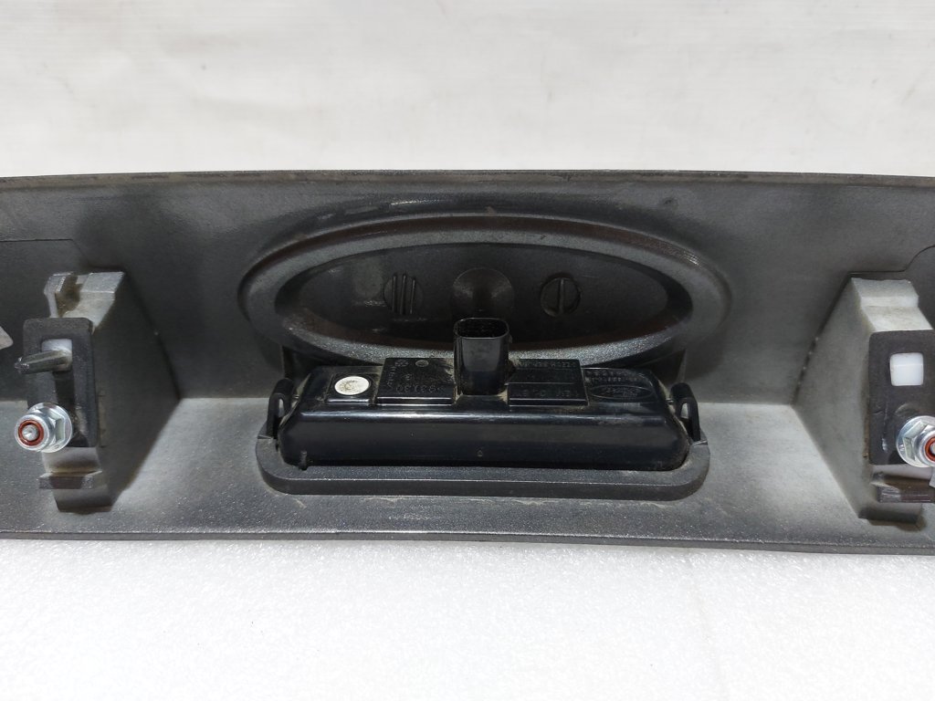 Focus Накладка крышки багажника с кнопкой открытия Ford Focus 2011-2019 CV6Z5443400AA Ford Focus 5