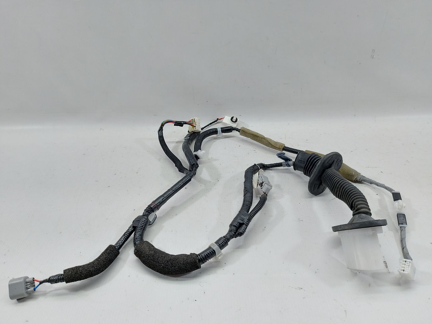 Accord. Проводка двери передней правой Honda Accord Sedan 2014 32752T2AA005 Honda Accord Sedan