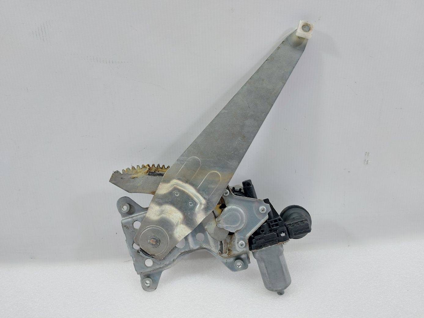 Kizashi Склопідйомник дверей задньої правої Suzuki Kizashi 2010-2013 8350181J11 Suzuki Kizashi 3