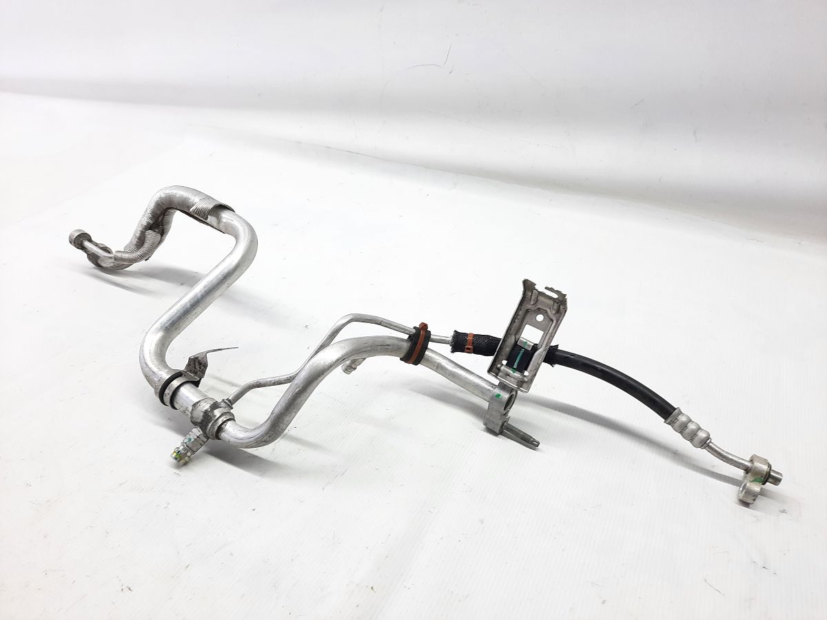 Ats Трубка кондиціонера заправна Cadillac ATS 2014 84498821 Cadillac ATS 3