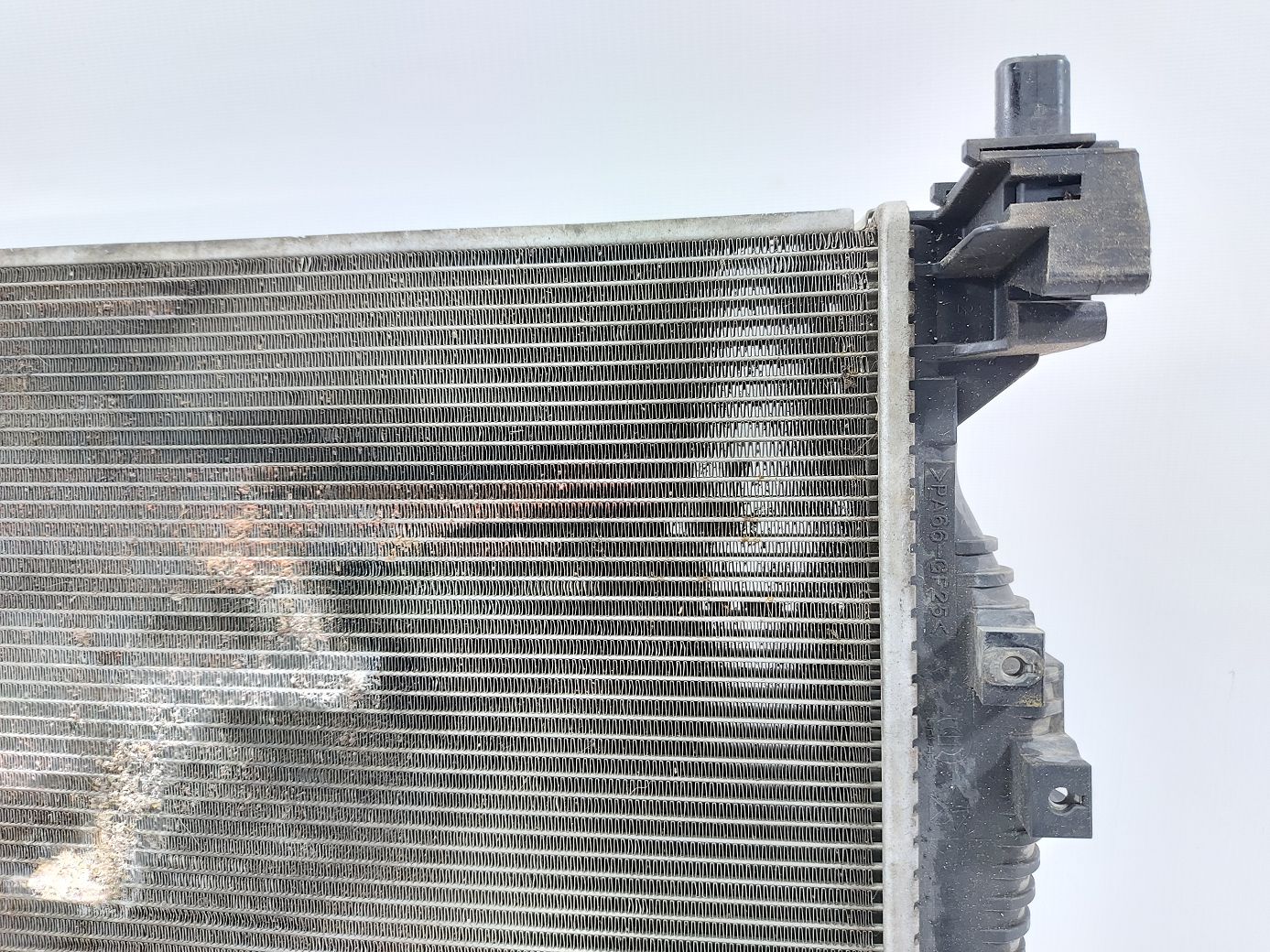 200 limited Радиатор охлаждения двигателя Chrysler 200 Limited 2015-2017 68197299AC Chrysler 200 Limited 8