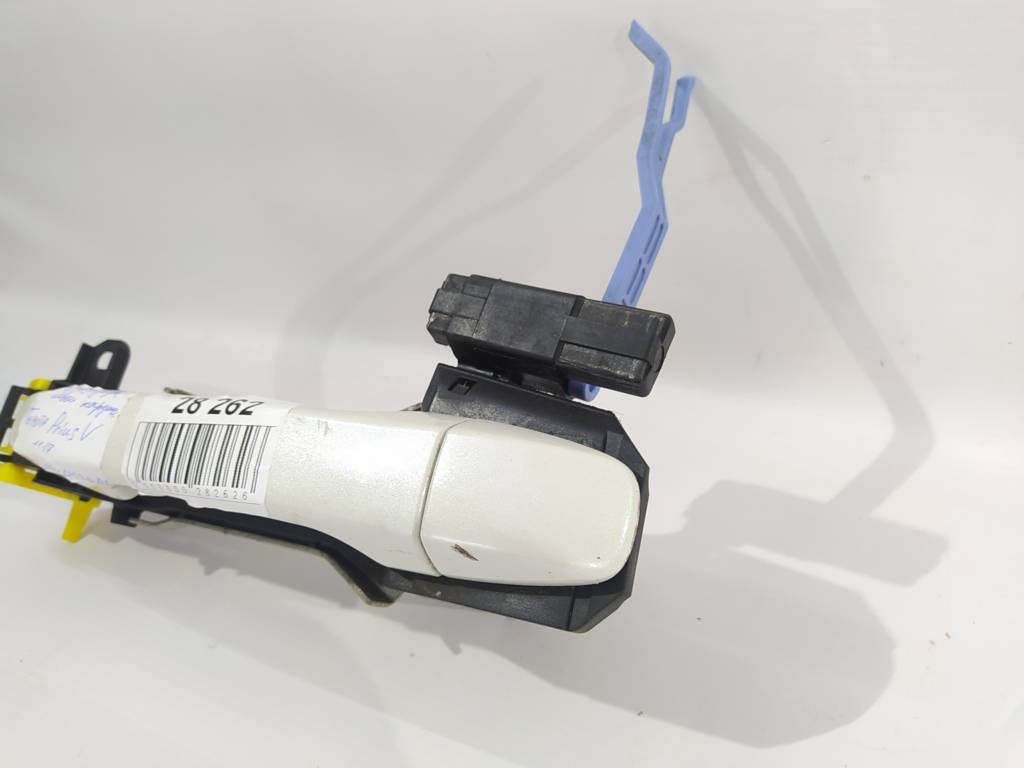 Prius v Ручка дверей задньої лівої зовнішня Toyota Prius V 2011-2017 6921174020A1 Toyota Prius V 3