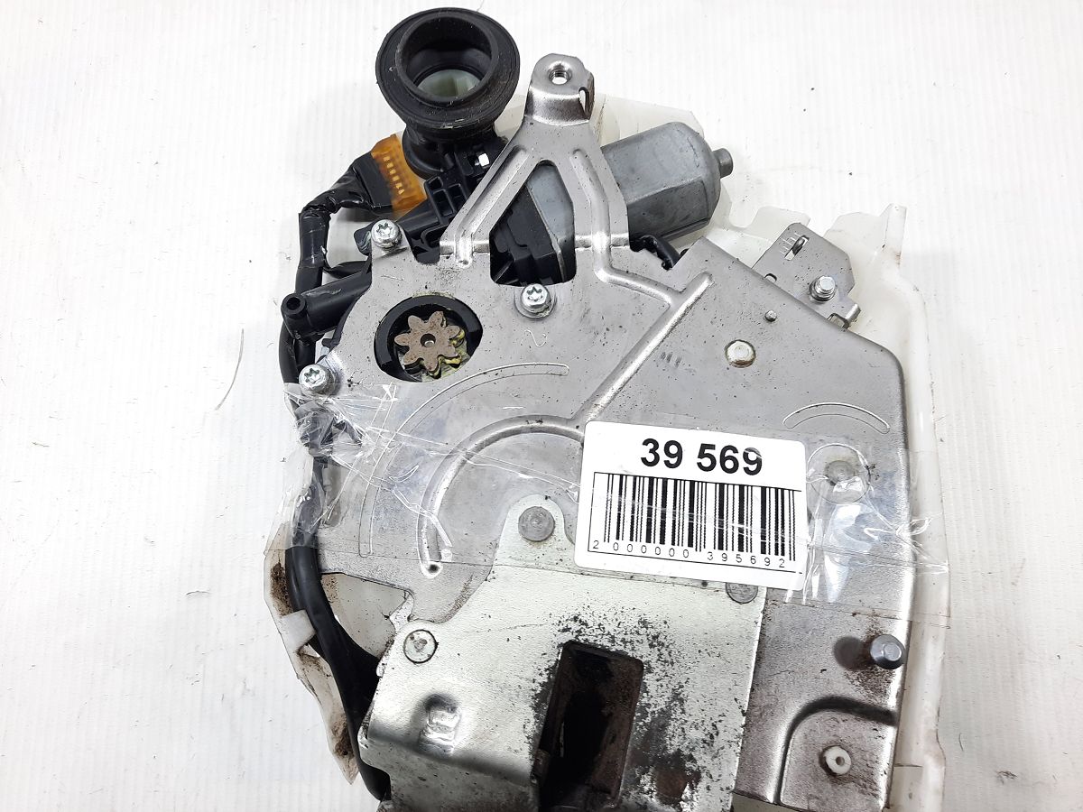 Sienna Замок двері задньої правої задній Toyota Sienna 2011-2019 6920008021 Toyota Sienna 4