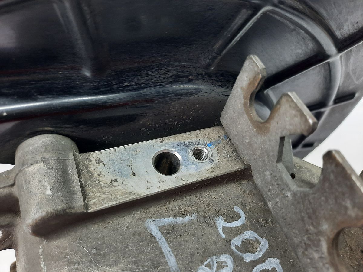 200 limited Поворотный кулак задний левый Chrysler 200 Limited 2015-2017 68200071AC Chrysler 200 Limited 15