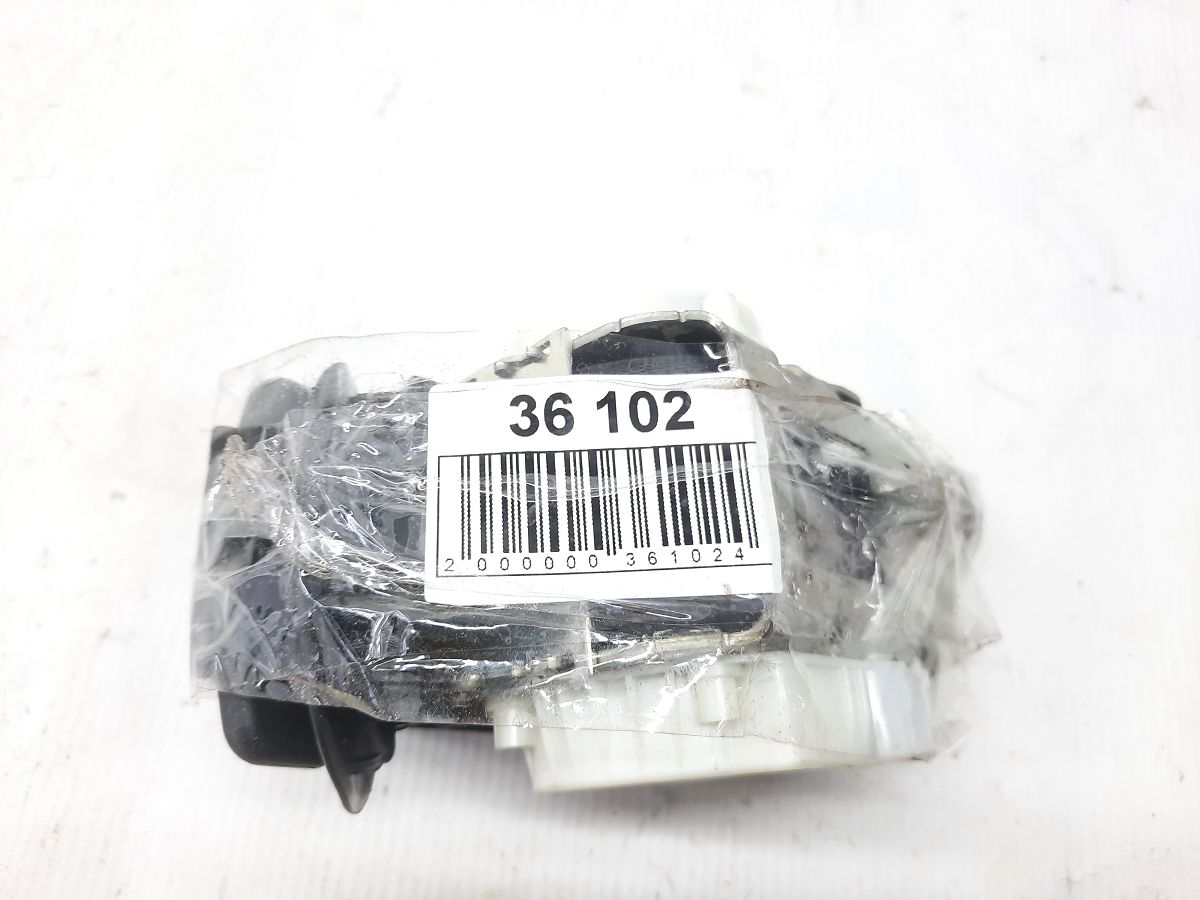 Dart Ремень безопасности второго ряда сидений левый Dodge Dart 2013-2016 1SV69LA8AB Dodge Dart 10