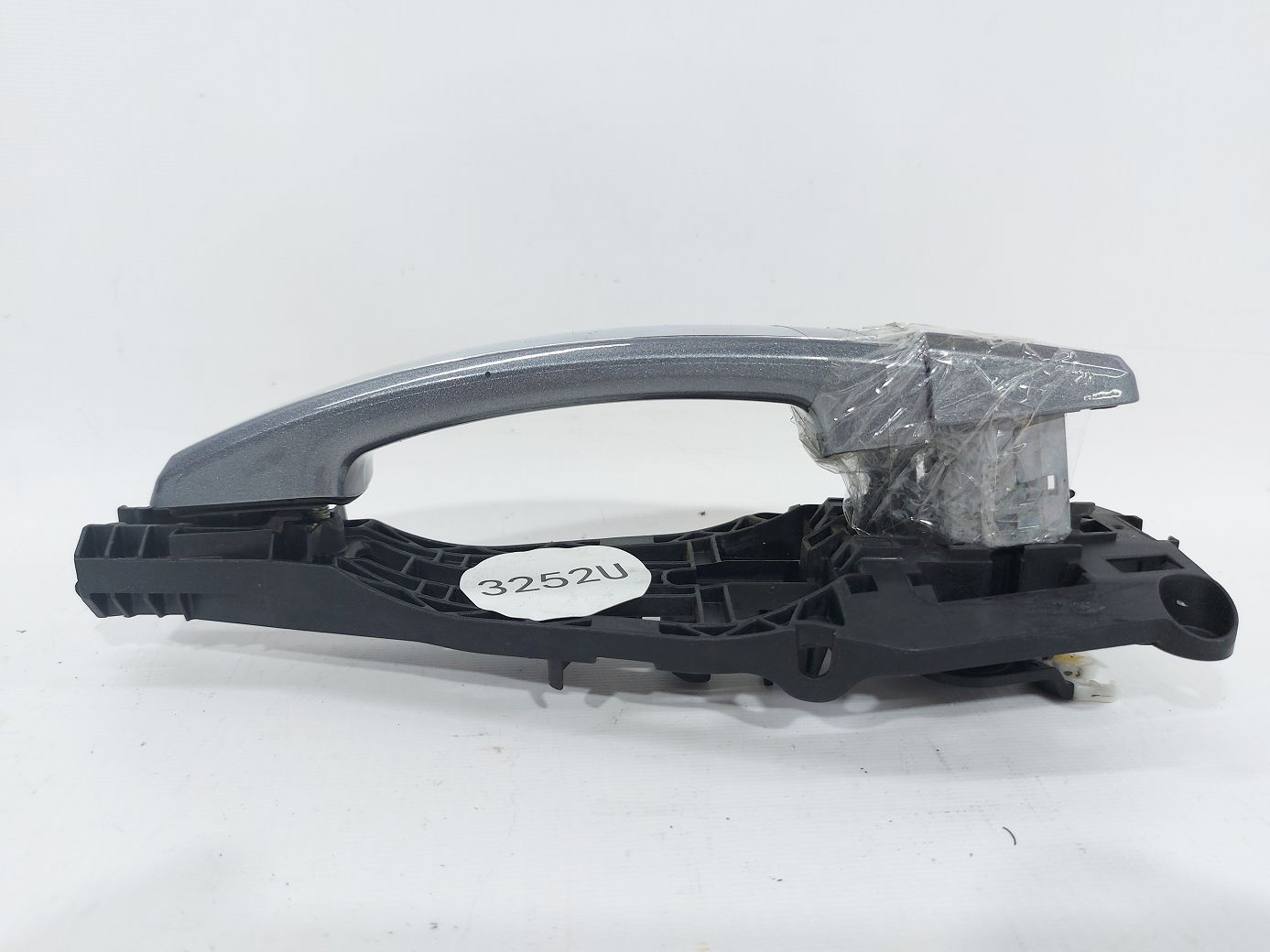 Encore Ручка дверей передньої лівої зовнішня Buick Encore 2017-2021 13577716 Buick Encore 2