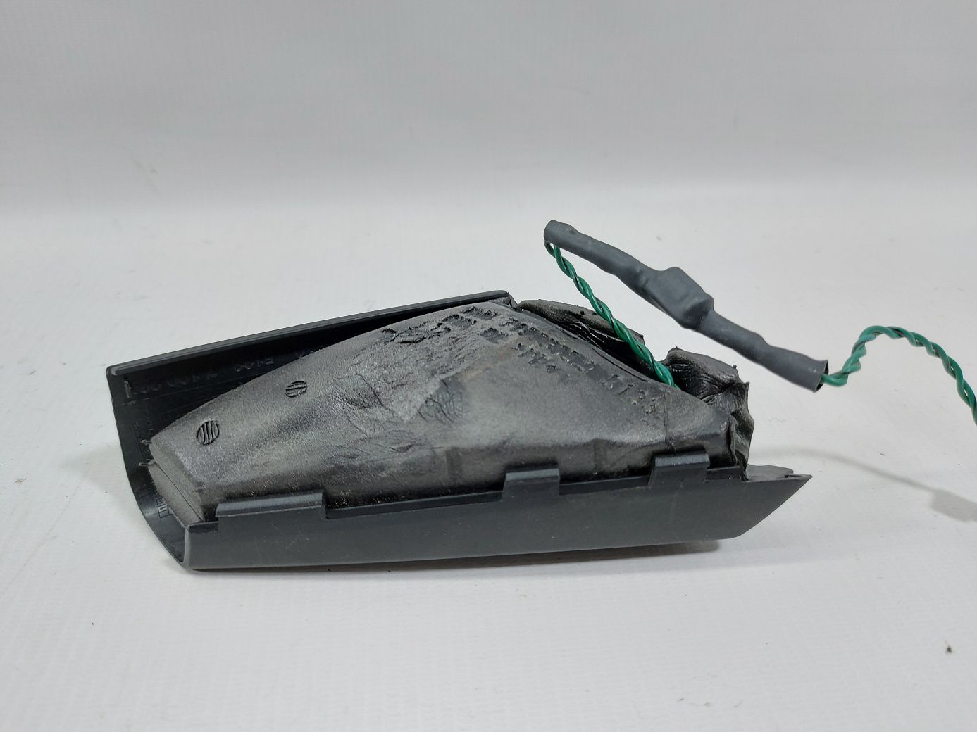 5 series Кутник передньої лівої внутрішній з динаміком BMW 5 series 2011-2016 51417318797 BMW 5 series 3